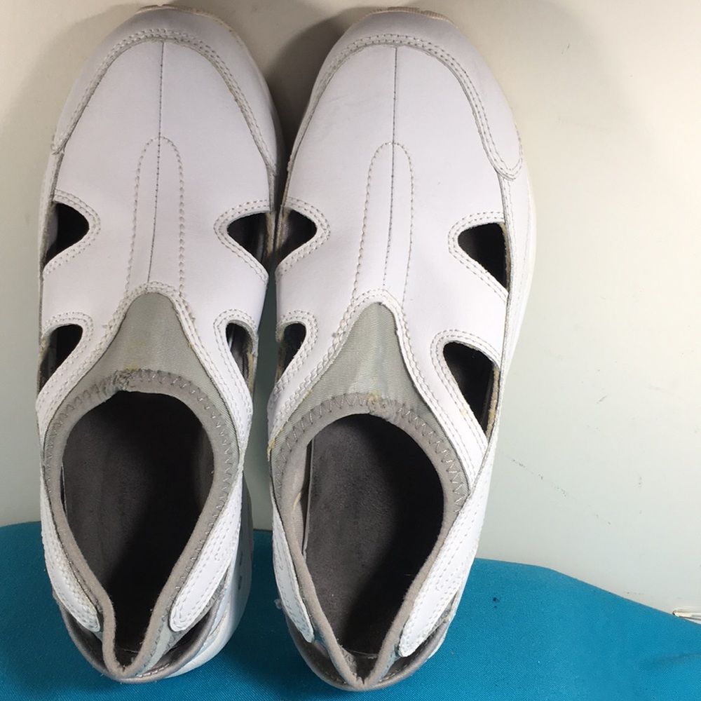 Easy Spirit size 7.5